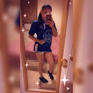 Meet your Posher, Stephany